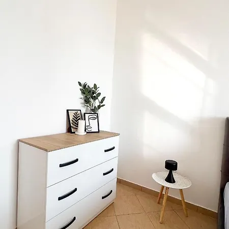 Apartment Fantasy *